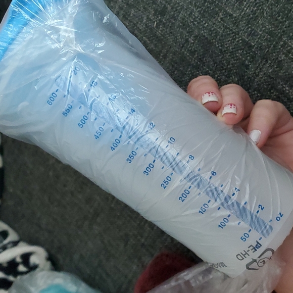 Tupperware Quick Shake - Picture 4 of 5